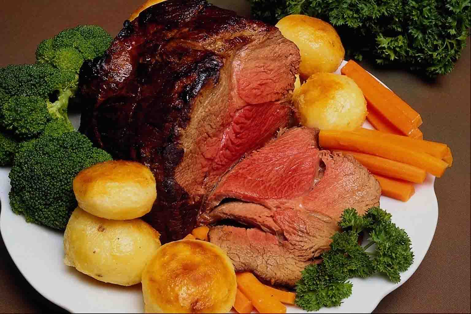 What Is A Traditional British Roast Dinner